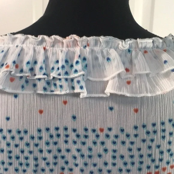 🎉 Sale CHARLOTTE Russe Sleeveless Blouse - Picture 4 of 7